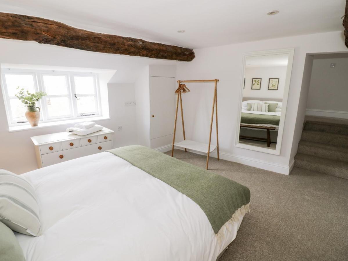 Ashton House Villa Moreton-in-Marsh ภายนอก รูปภาพ